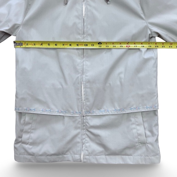 IZZI Women Stone Beige Hooded Windbreaker Jacket Floral Embroidery Small - Picture 5 of 11